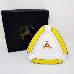 3er Montecristo-Stil  Zigarrenascher mit 3 Ablagen 