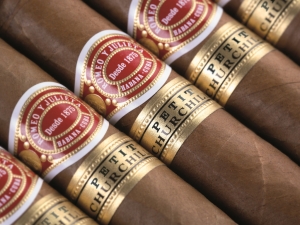 Romeo y Julieta Zigarre Petit Churchill 