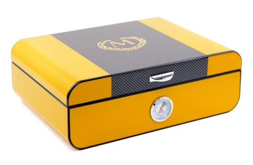 Artikelbild des Artikels “Myon Paris Humidor Racing Edition Carbon-Yellow V-360 “