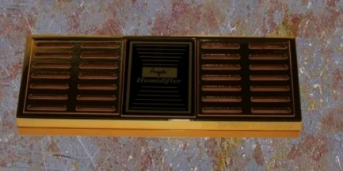 Artikelbild des Artikels “Angelo - Cigar Keeper Großversion gold “