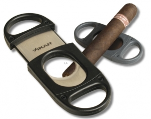 Xikar Zigarrencutter X8 Doppelschnitt 64er Ringmaß schwarz 