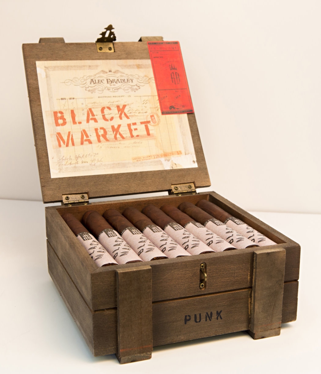 Artikelbild 3 des Artikels “Zigarre Alec Bradley Black Market Punk (Petit Corona) “