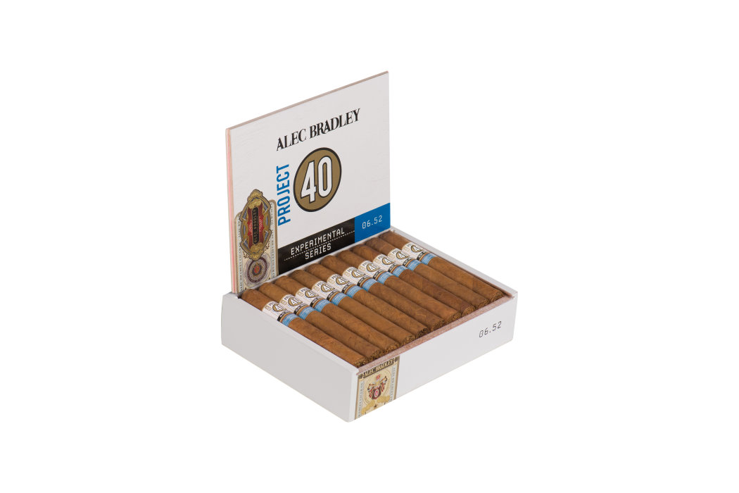Artikelbild 3 des Artikels “Zigarre Alec Bradley Project 40 Toro “