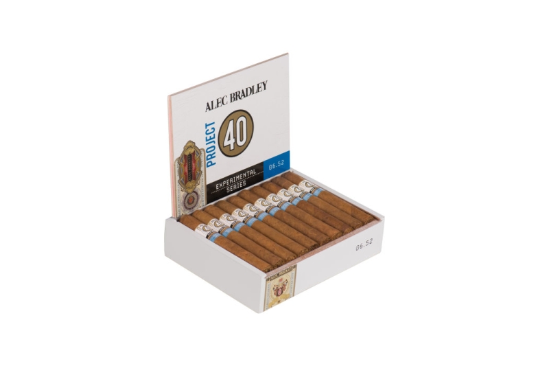 Artikelbild 3 des Artikels “Zigarre Alec Bradley Project 40 Robusto “