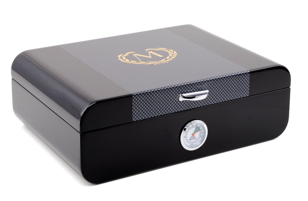 Humidor Import | Glas Zigarren Aschenbecher 15x15cm neues Modell mit 4  Ablagen | online beim Fachgeschäft kaufen