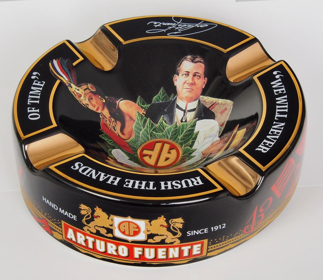 Humidor Import | Großer Arturo Fuente Story Zigarrenaschenbecher schwarz |  online beim Fachgeschäft kaufen
